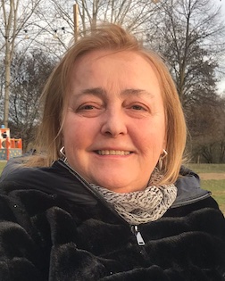 Anna<div>Zoia</div>